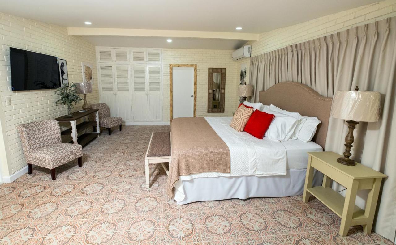 Angeli Gardens Boutique Hotel ซานเปโดร ซูลา ภายนอก รูปภาพ