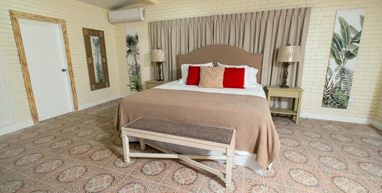 Angeli Gardens Boutique Hotel ซานเปโดร ซูลา ภายนอก รูปภาพ